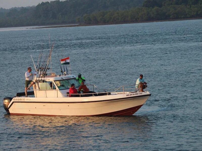 luxury speed boat ride in havelock island.