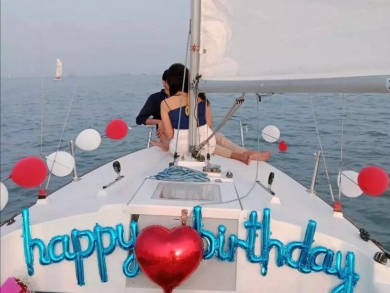 Celebrate a birthday in luxury with a yacht charter in Mumbai, India.