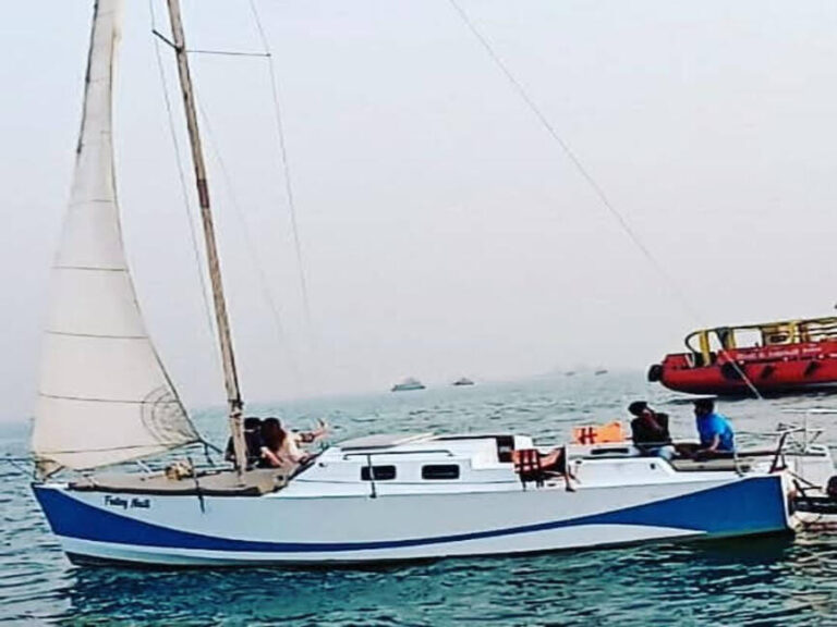 Mac 30 Sailing Yacht In Mumbai