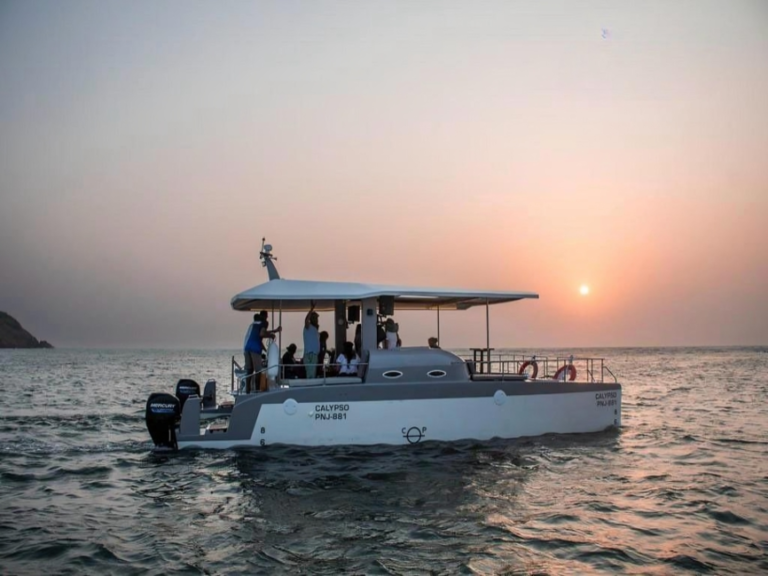 Calypso-catamaran-rent-in-goa