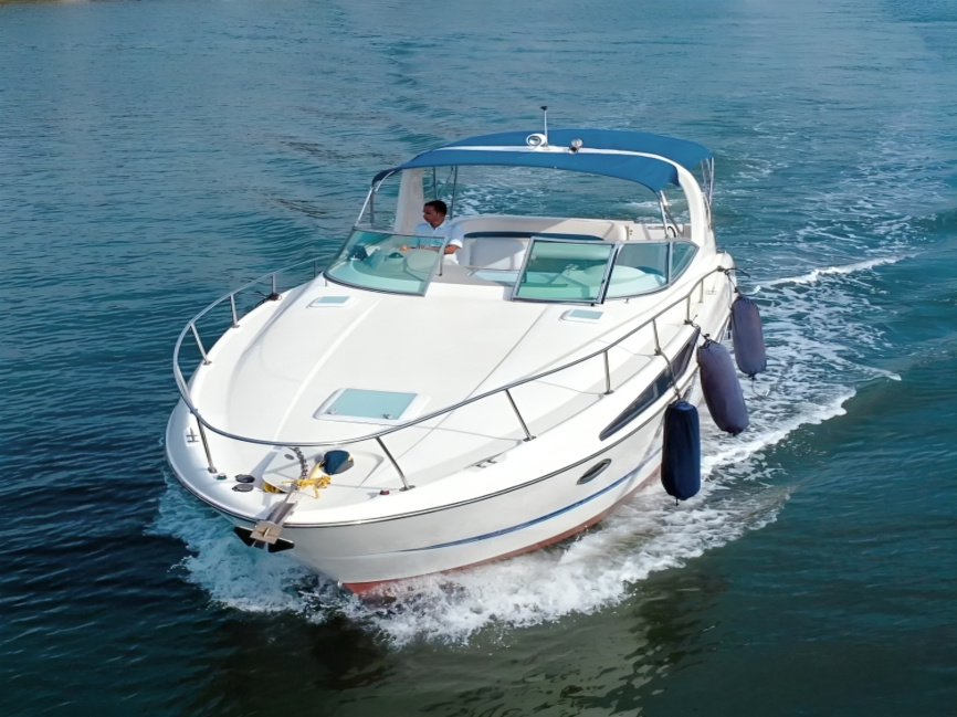 Funliner luxury yacht