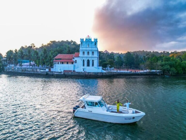 Sea-eagle-yacht-rental-goa