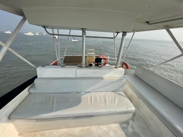 Private-yacht-for-rent-in-mumbai