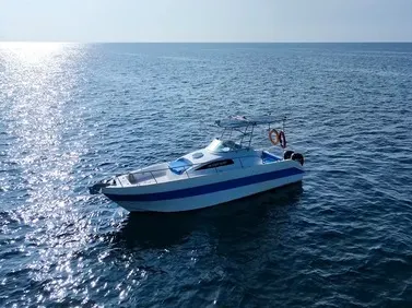 Yacht cruising in Pondicherry.
