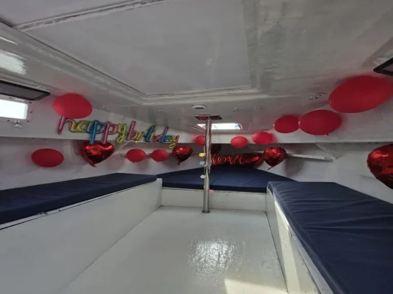 Yacht-Mumbai-Play-Buoy