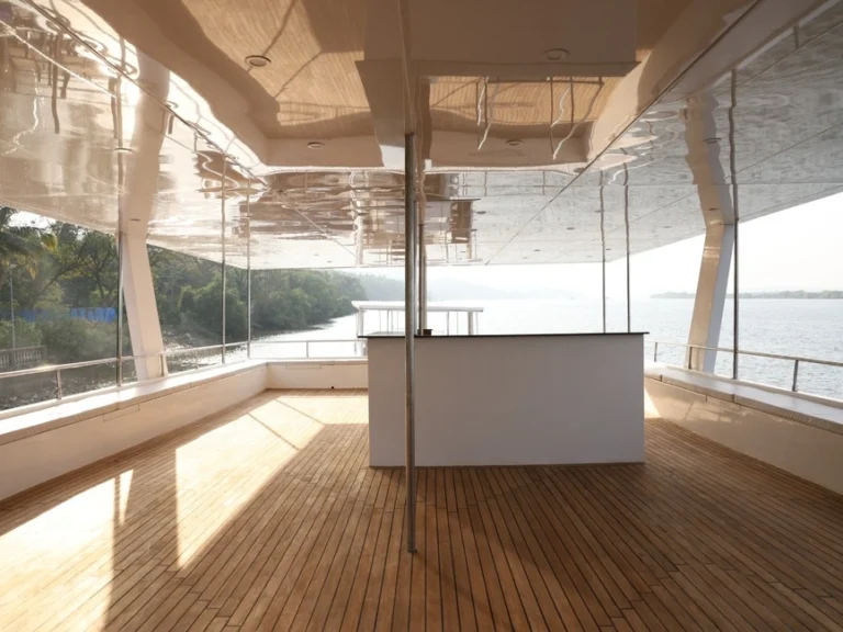 Leomar-Luxury-Yacht-Goa