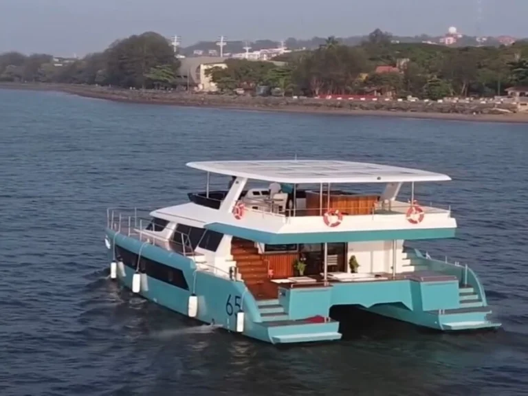 Mi-Amor-Goa-Private-Catamaran