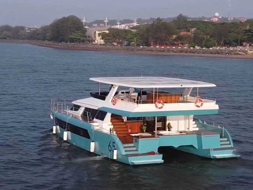 Mi-Amor-Goa-Private-Catamaran