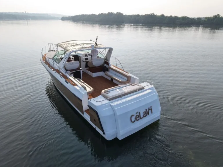Private-Yacht-Goa-Celavi
